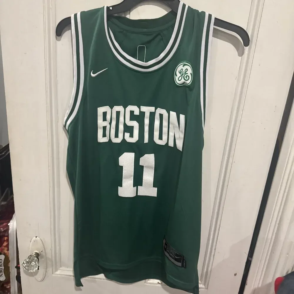 Nike Authentic Kyrie Irving #11 Boston Celtics Jersey Size 48 Large NBA